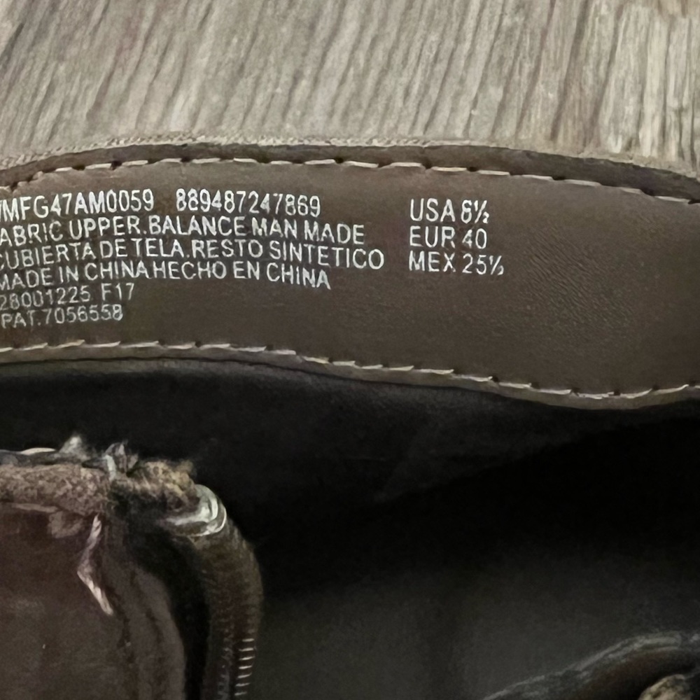 Tan booties - Picture 3 of 3